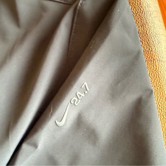 Nike 24.7 PerfectStretch Black Shirt for Women - Picture 4 of 13